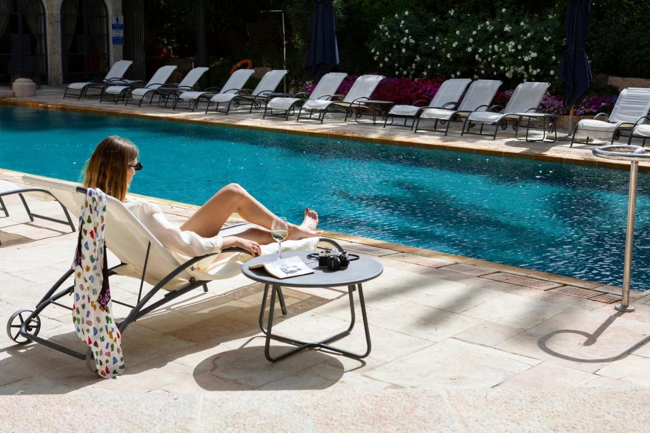 The American Colony Hotel - Small Luxury Hotels Of The World Baitulmaqdis Luaran gambar The pool at the Hotel de Crillon