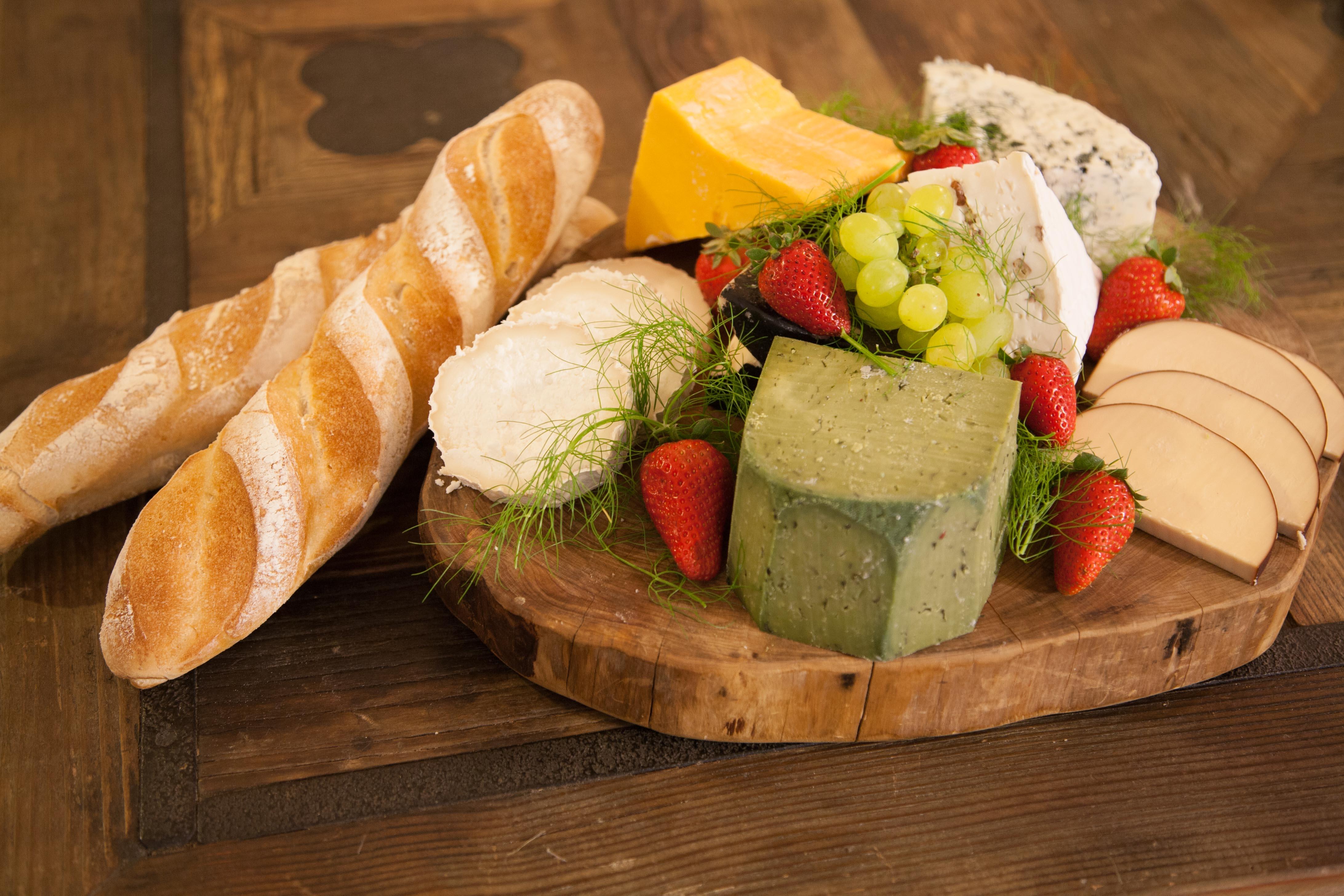 The American Colony Hotel - Small Luxury Hotels Of The World Baitulmaqdis Luaran gambar Cheese platter